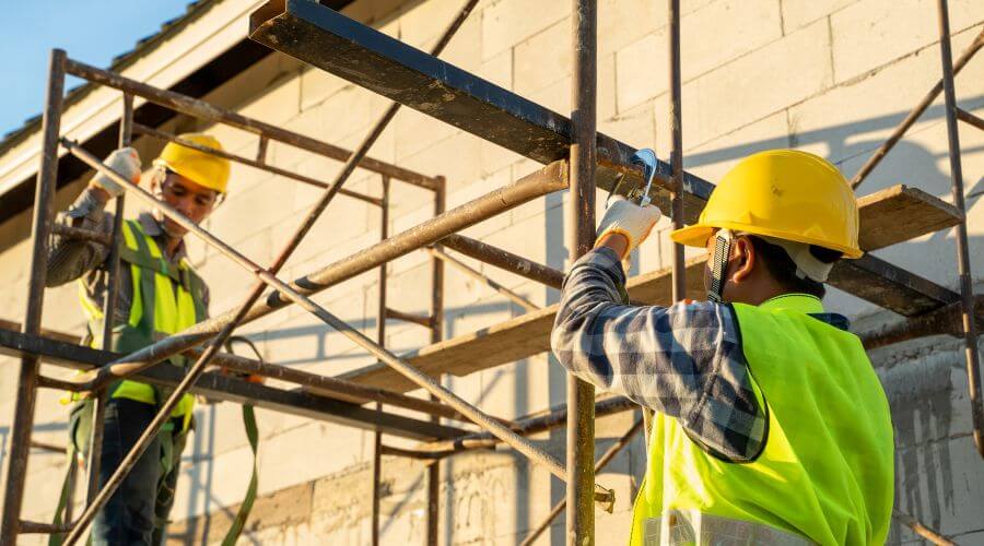 Professional gutter cleaning in Lewiston, MN